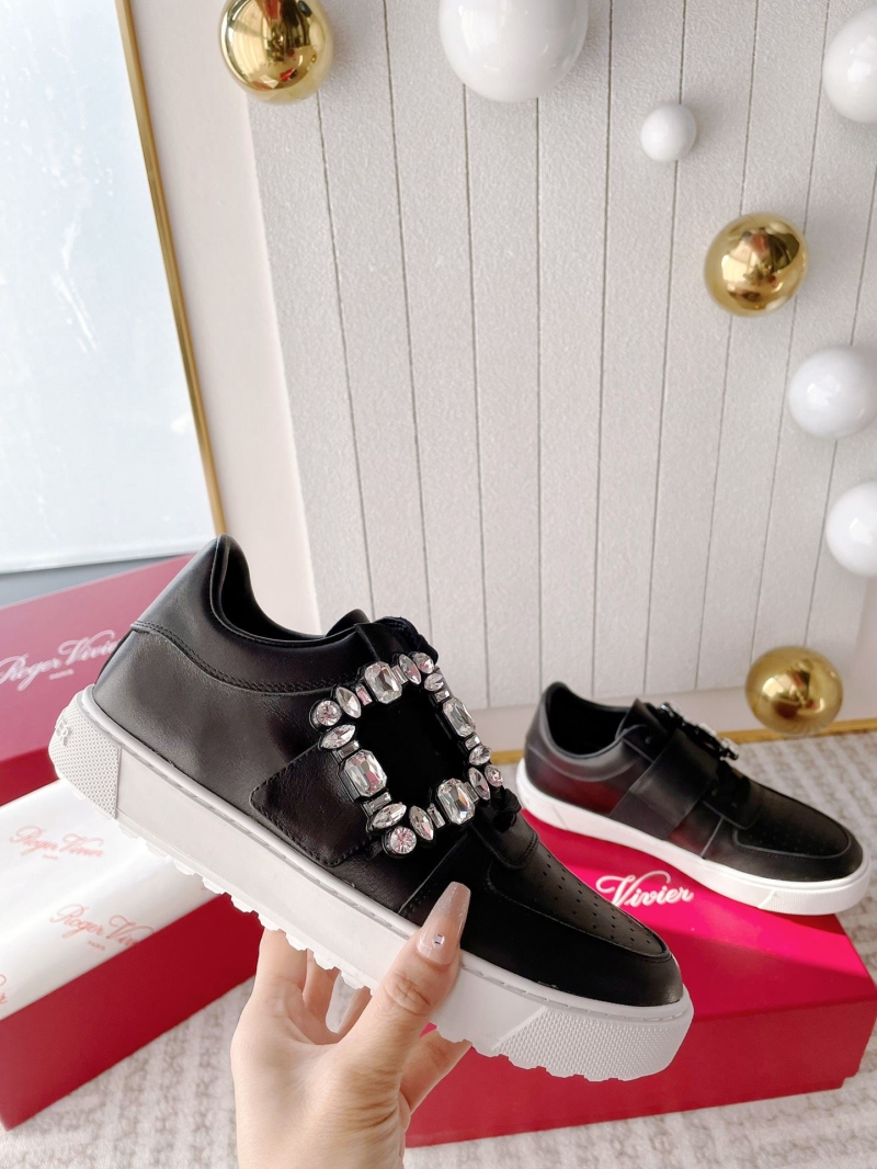 Roger Vivier Casual Shoes